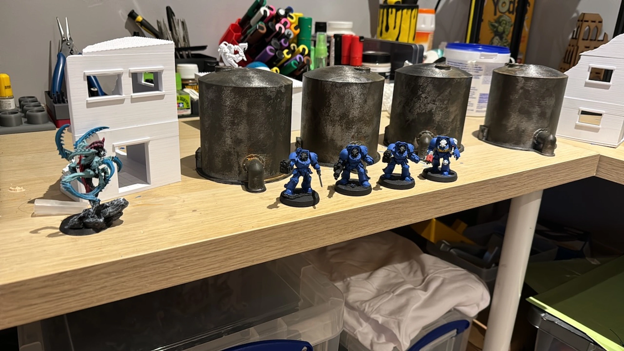 3D printed terrain with Space Marines miniatures